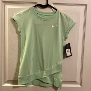 NWT NIKE DRY Scoop Neck Top (6/Medium) (Fresh Mint)